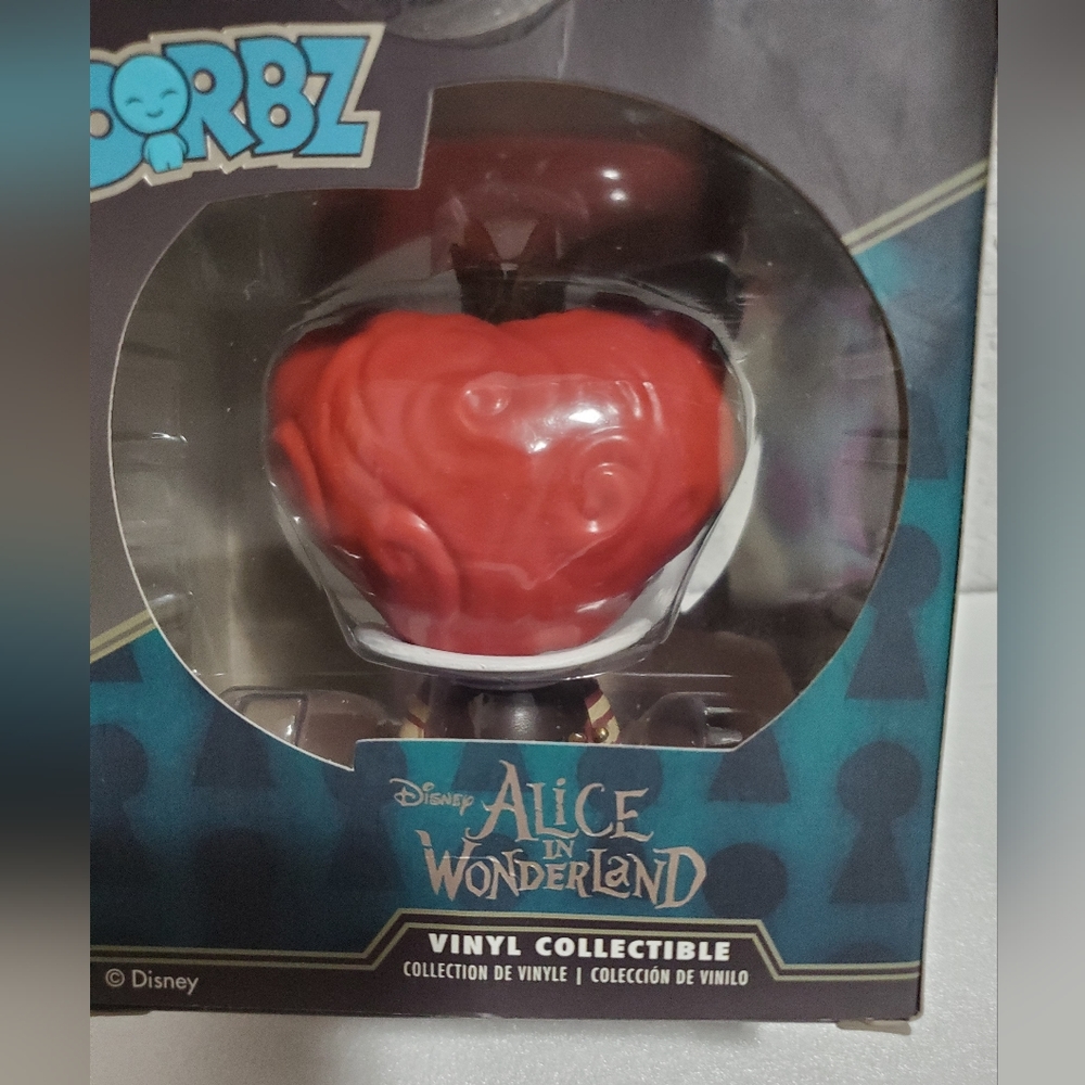 (Sun Damaged Box) Iracebeth Disney Alice in Wonderland Dorbz - Picture 9 of 11